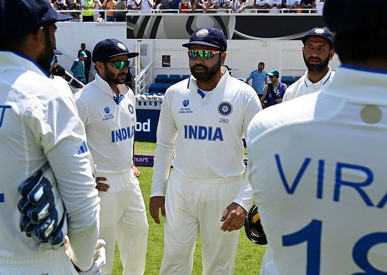 Rohit Sharma : ``விலகிதான் இருக்கிறேன்; ஓய்வு பெறவில்லை - ரோஹித் சொன்ன விளக்கம்