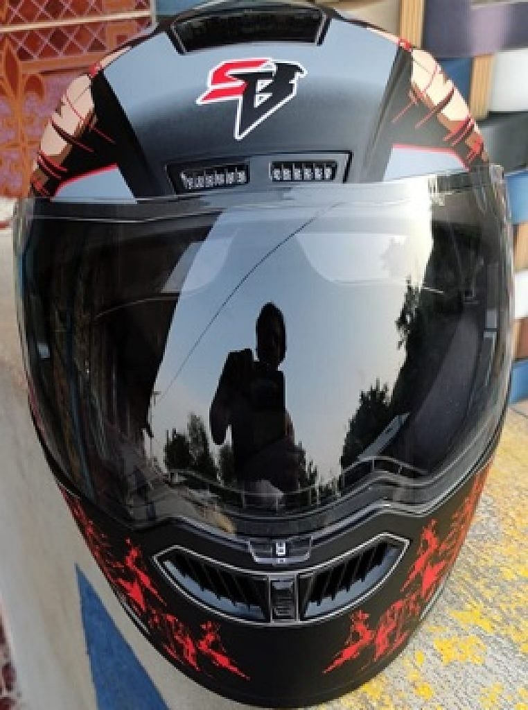 10 Best Helmets in India (July 2024) Vikatan Deals