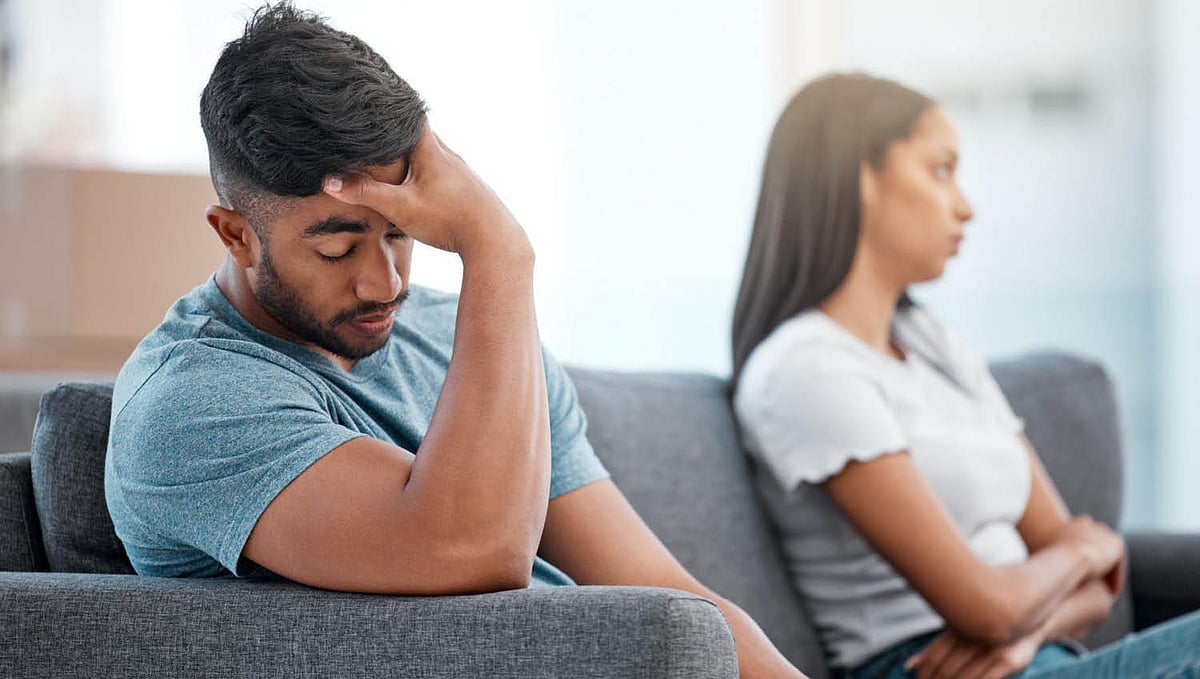 Couple: பொதுவெளியில் கெட்ட வார்த்தை பேசுகிற ஆணா நீங்கள்?  - காமத்துக்கு மரியாதை 229