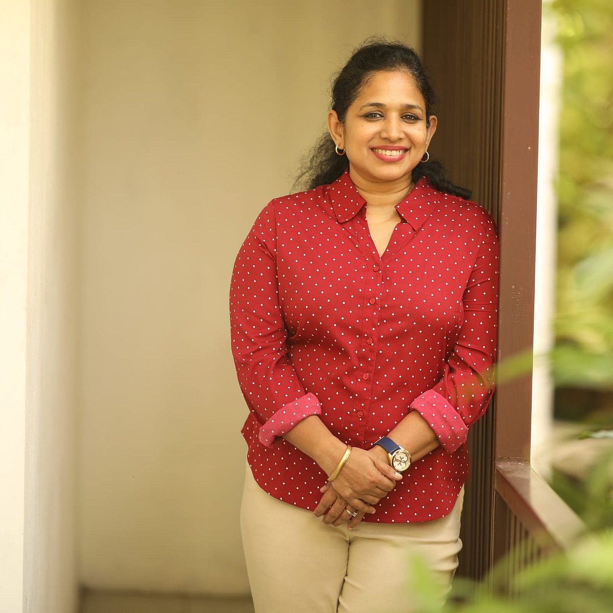 Doctor Vikatan: காற்றில் பறக்கும் weightloss சபதம்... cravings-ஐ கட்டுப்படுத்த என்ன வழி?