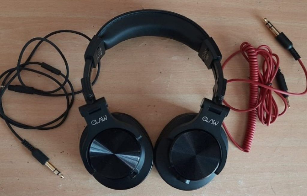 Best headphones under 2000 with mic sale