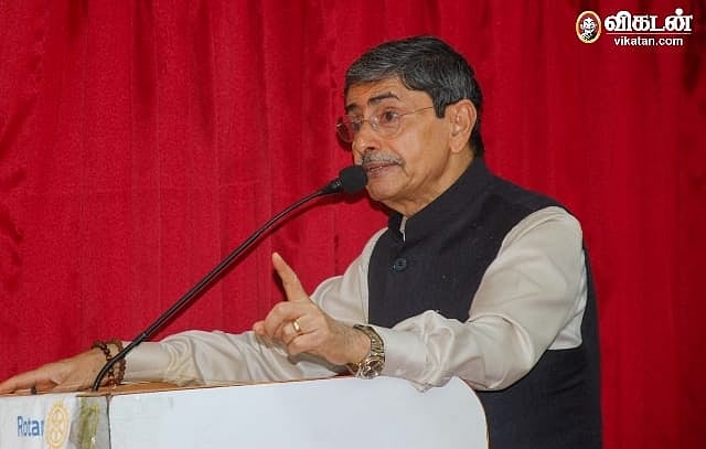 `சரஸ்வதியை வணங்கிவிட்டு படித்தால்..- ஆளுநர் ரவி பேச்சு; அரசியலமைப்பை சுட்டிக்காட்டிய அன்பில் மகேஸ்!