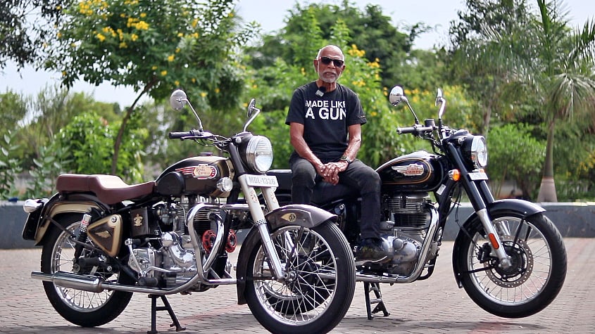 `ஒரு ரைடு போலாமா' - 58 ஆண்டுகால ரைடர்; 84 வயது `Badass' புல்லட் ...