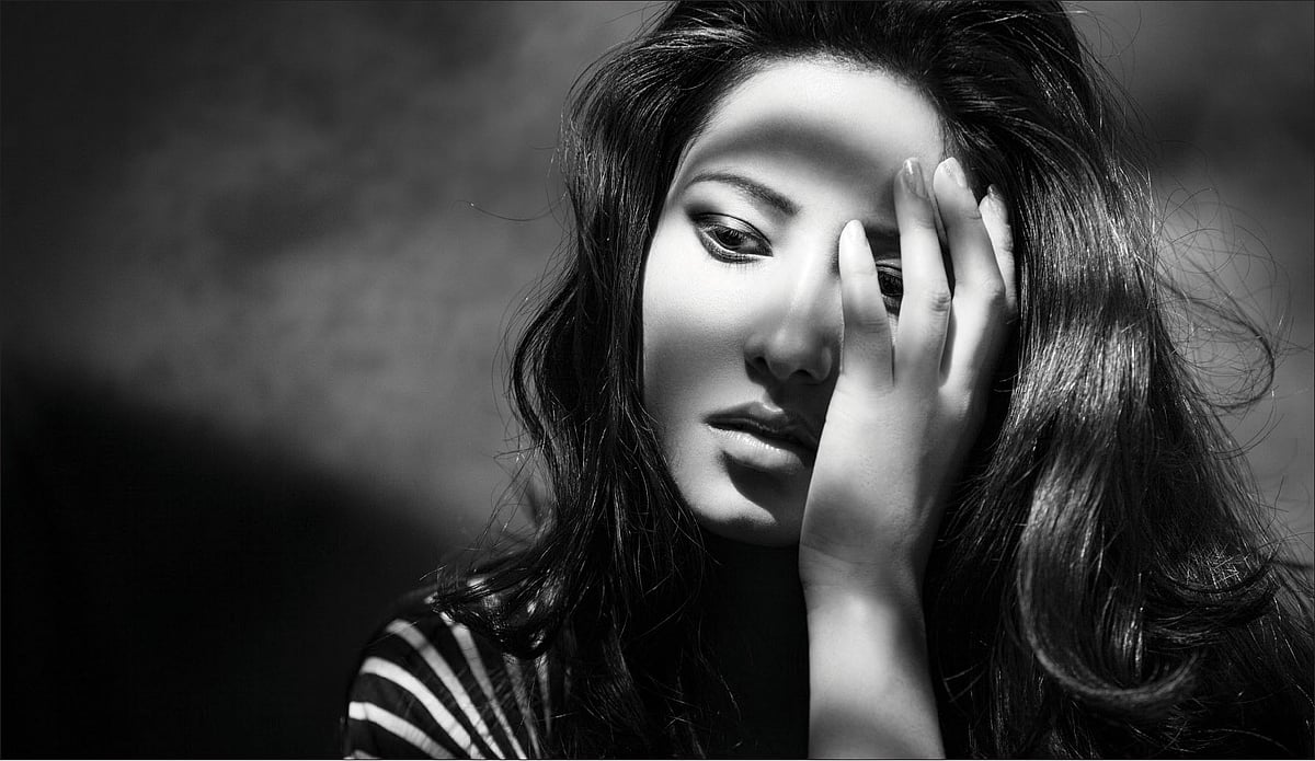 புரொஜெஸ்ட்ரான் ஹார்மோனின் தன்மைகளில் தலைவலியைத் தருவதும் ஒன்று. 