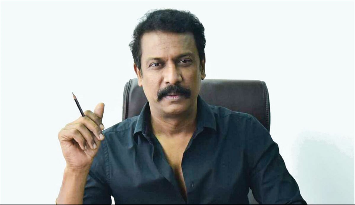 Samuthirakani: அரை டவுசரோடு அண்ணா மேம்பாலத்துக்குக் கீழ படுத்திருந்தேன் - கலங்கிய சமுத்திரக்கனி