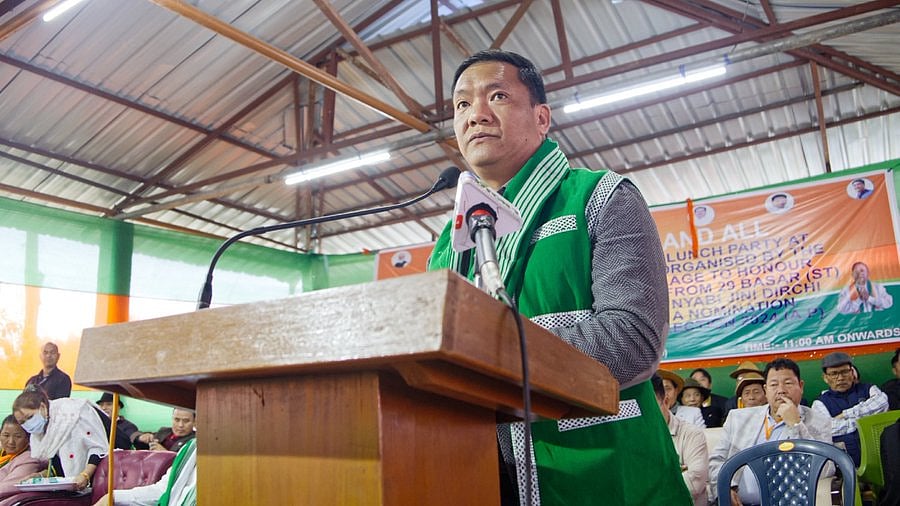 அருணாச்சலப்-பிரதேசம்:-முதல்வர்-பேமா-காண்டு-மீது-சிபிஐ-விசாரணை;-உச்ச-நீதிமன்றம்-அதிரடி-உத்தரவு!