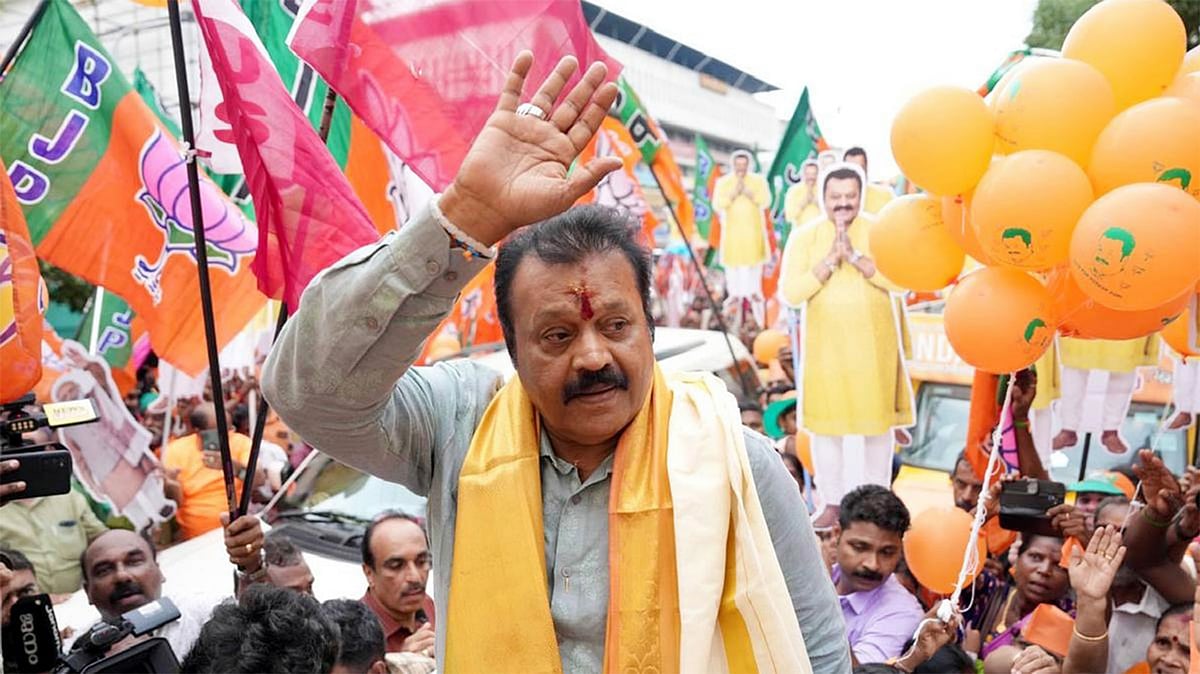 Suresh Gopi: திருச்சூர் பூரம் ஆம்புலன்ஸ் விவகாரம்; சுரேஷ் கோபி மீது 2வது வழக்கு; பின்னணி என்ன?