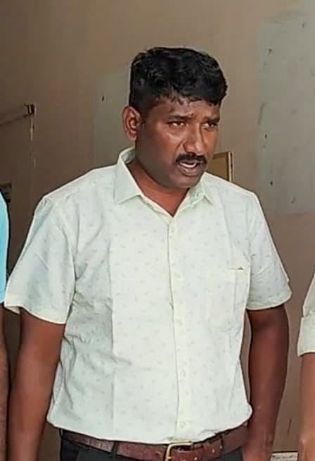 `ரூ.25,000-ஐ தையல் கடைகாரரிடம் கொடுத்துடுங்க- லஞ்சம் வாங்கிய VAO.. மஃப்ட்டியில் மடக்கிய விஜிலென்ஸ்!