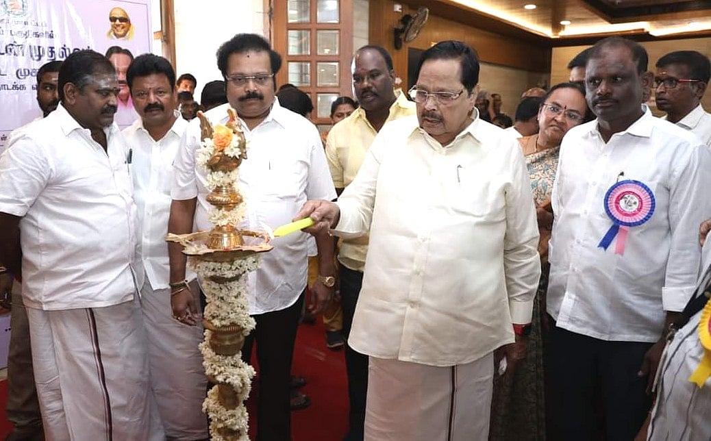 ``கட்சி நிலவரத்தைப்போல அதிகாரிகளின் செயல்பாடுகளையும் கவனித்து நடவடிக்கை...’’ - துரைமுருகன்