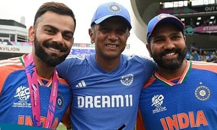 தோனியைப் பாருங்கள்... 2027 உலகக் கோப்பையில் 2 வீரர்கள் விளையாடுவது கடினம் - முன்னாள் வீரர் கணிப்பு