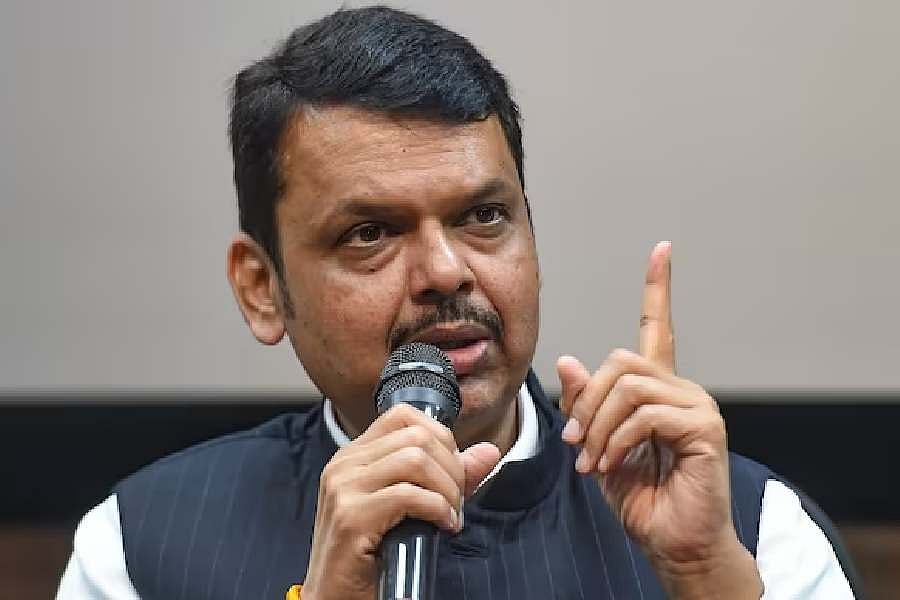 Maharashtra Election 2024: முதல்வர் பதவிக்கு ஷிண்டேயை முன்னிறுத்த பாஜக மறுப்பா? - `பரபர மகாராஷ்டிரா