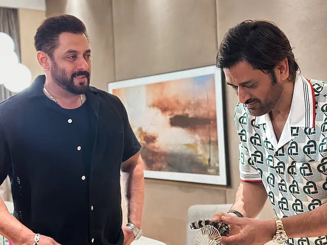Dhoni: `Kaptaan Sahab வீட்டிற்கு அழைத்து வந்து நள்ளிரவில் சர்ப்ரைஸ் கொடுத்த சல்மான் கான்!