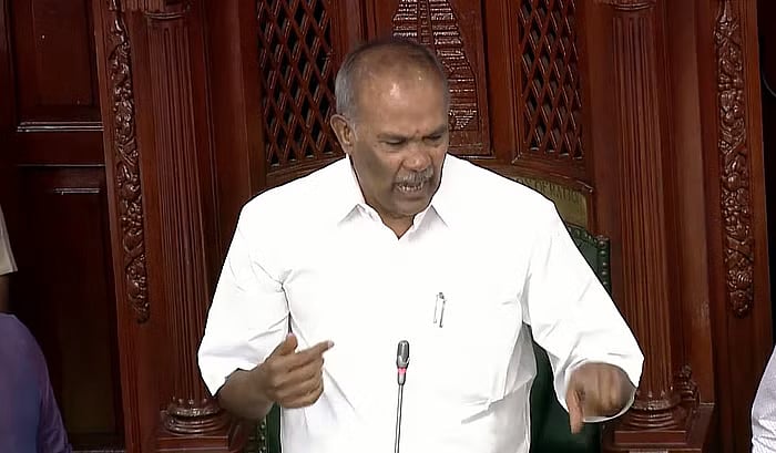 சட்டமன்றம்: முதல்வர் பேசுகையில் அதிமுக வெளிநடப்பு செய்தது ஏன்? - ஆர்.பி உதயகுமார் சொன்ன காரணம்
