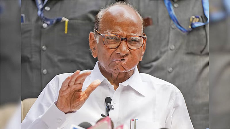 Maharashtra: எம்.எல்.ஏ-க்களை நட்சத்திர ஹோட்டல்களில் பத்திரப்படுத்திய கட்சிகள்... பரபர MLC Elections