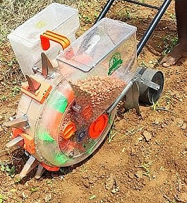 நெல், நிலக்கடலை, உளுந்து... ரூ.3,500 மானியத்தில் விதை போடும் கருவி; அழைக்கும் வேளாண் பொறியியல் துறை