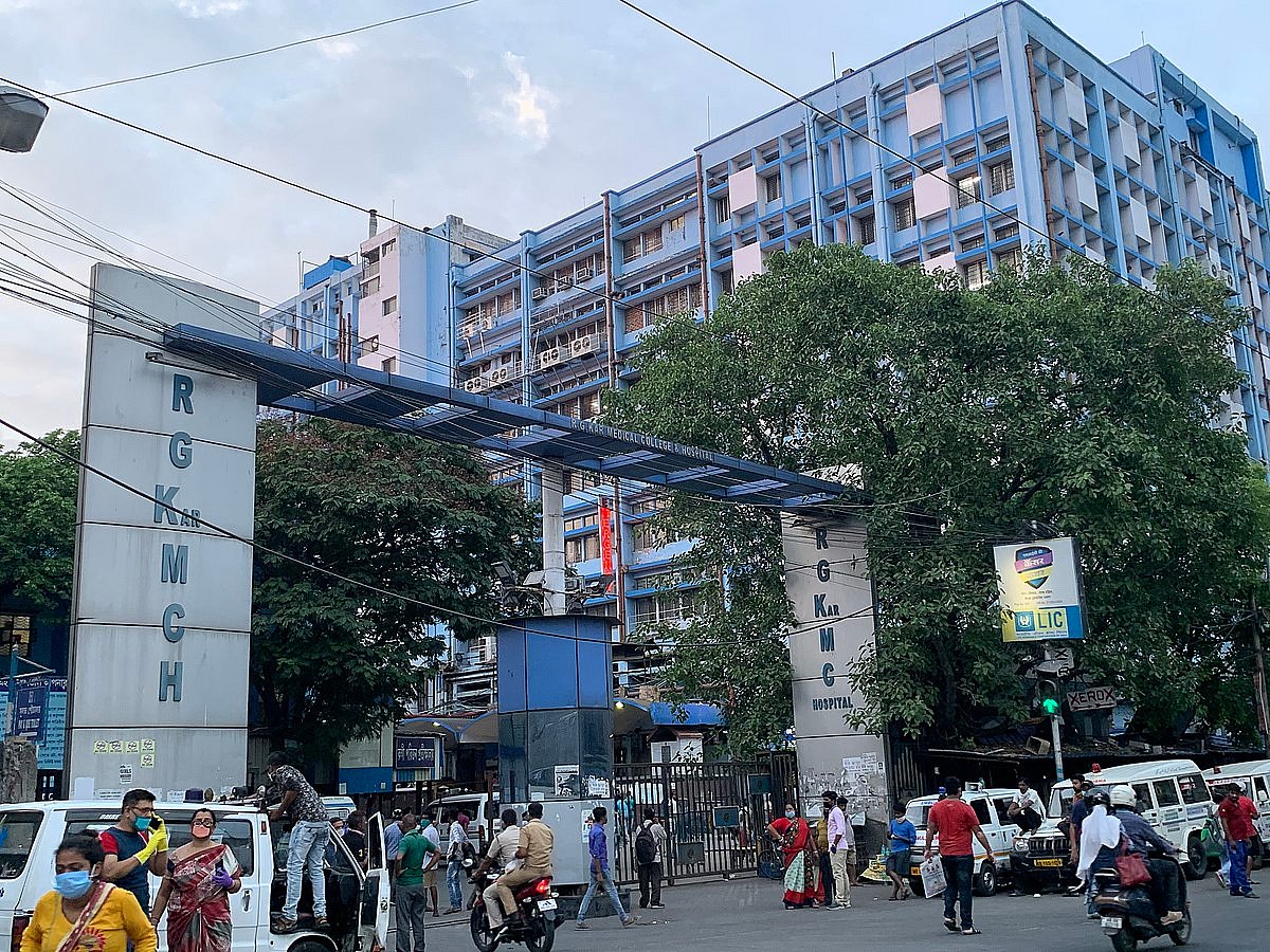 கொல்கத்தா பெண் மருத்துவர் கொடூரக் கொலை - தொடரும் மர்மங்கள்!