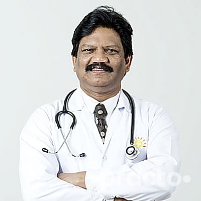 Doctor Vikatan: மலம் கழிக்கும்போது ரத்தம்... புற்றுநோய் அறிகுறியாக இருக்குமா?