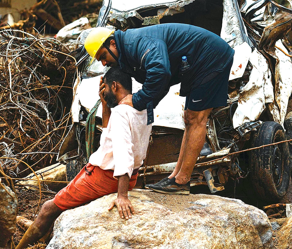 `பசுவதையின் நேரடி விளைவுதான் கேரள நிலச்சரிவு; நிறுத்தாவிட்டால்?!- பாஜக முன்னாள் MLA சர்ச்சை பேச்சு