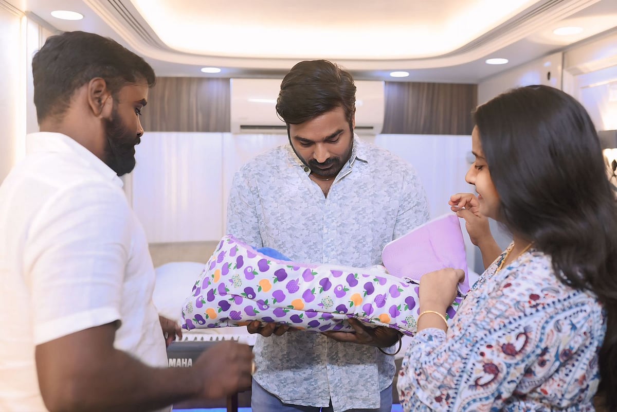 ``குழந்தைக்கு பெயர் சூட்டிய விஜய் சேதுபதி ரசிகர் நற்பணி மன்ற செயலாளர் நெகிழ்ச்சி!