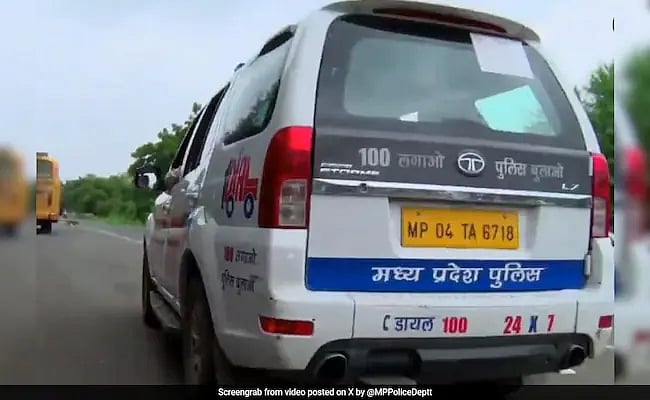 பயிற்சி ராணுவ அதிகாரிகளைத் தாக்கிய கும்பல்; பாலியல் வன்கொடுமை செய்யப்பட்ட பெண் - ம.பி அதிர்ச்சி!