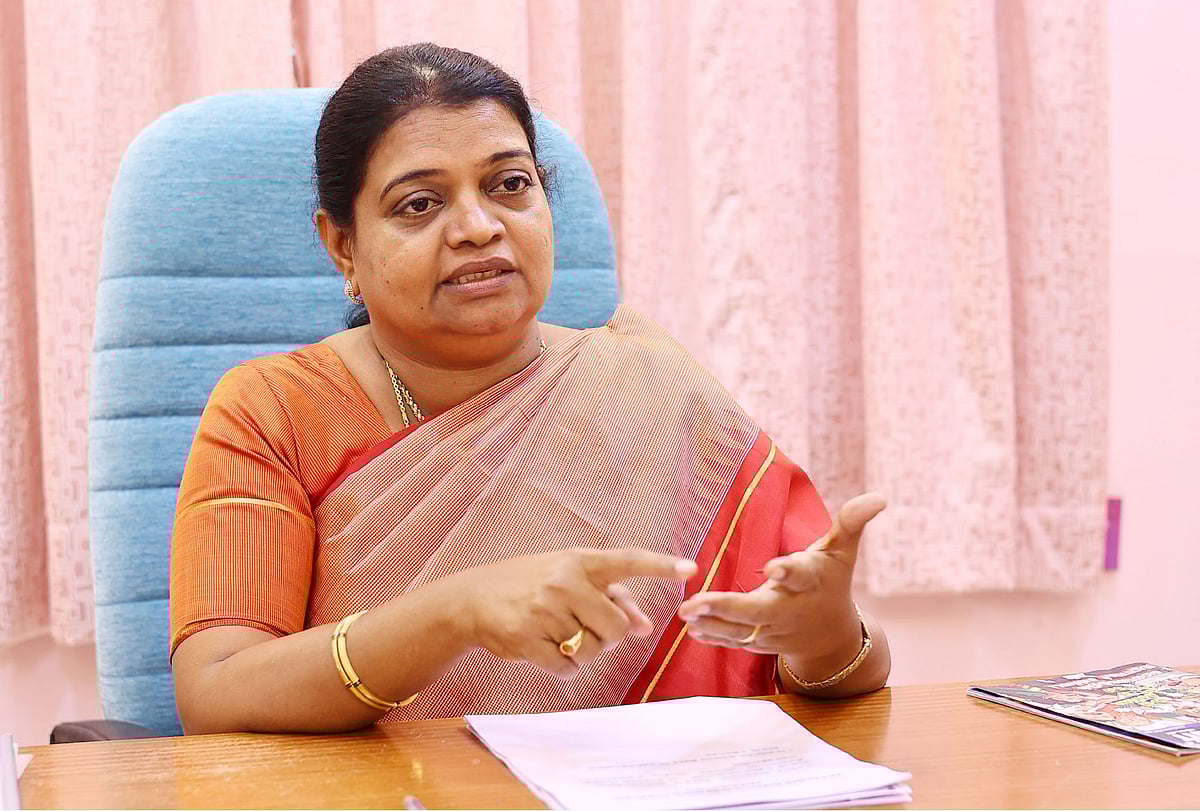 தூத்துக்குடி-தொகுதி:-முட்டிமோதும்-நிர்வாகிகள்;-கூட்டணி-முடிவில்-அதிமுக?---ஜாலியில்-அமைச்சர்-தரப்பு!