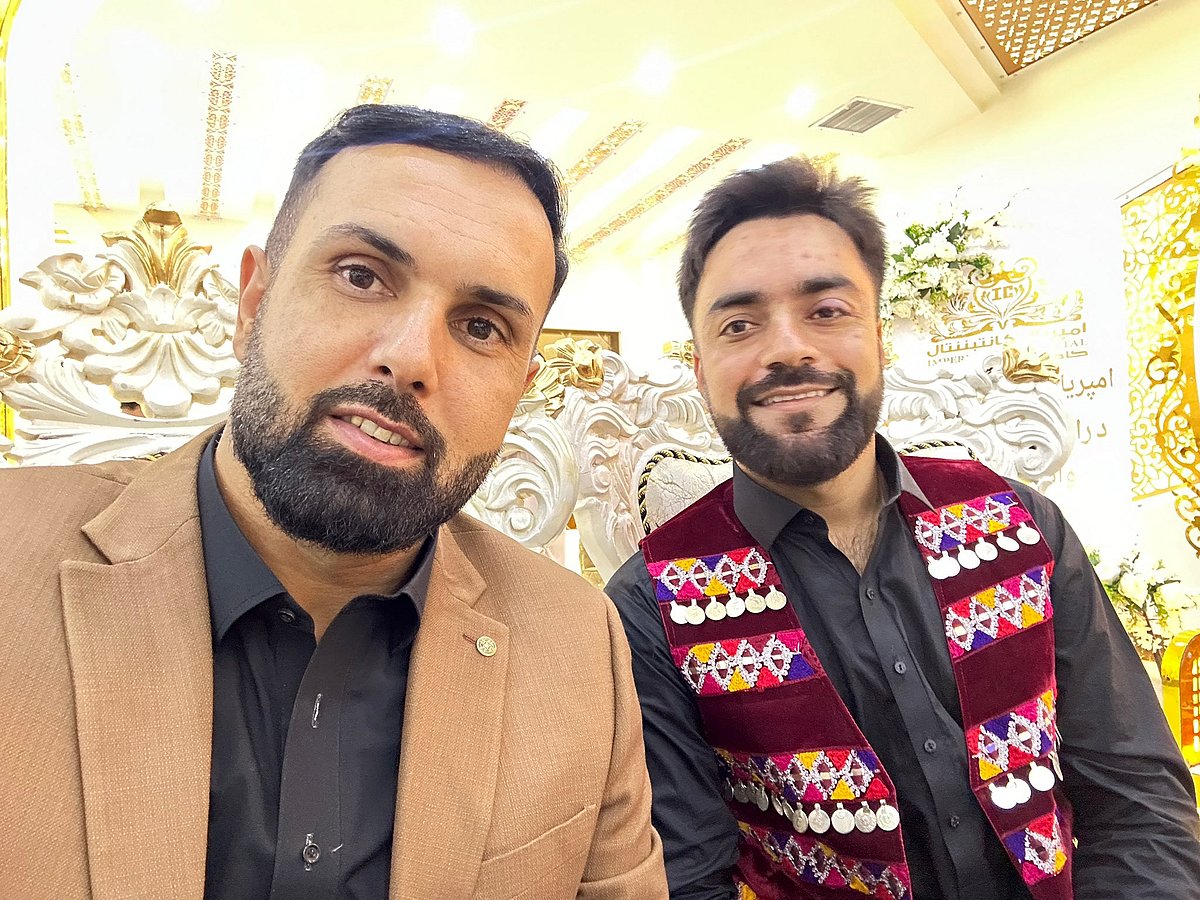 Rashid Khan : மூன்று  சகோதரர்களுடன் ஒரே மேடையில் ரஷீத் கானுக்கு திருமணம்! - வைரலாகும் புகைப்படங்கள்