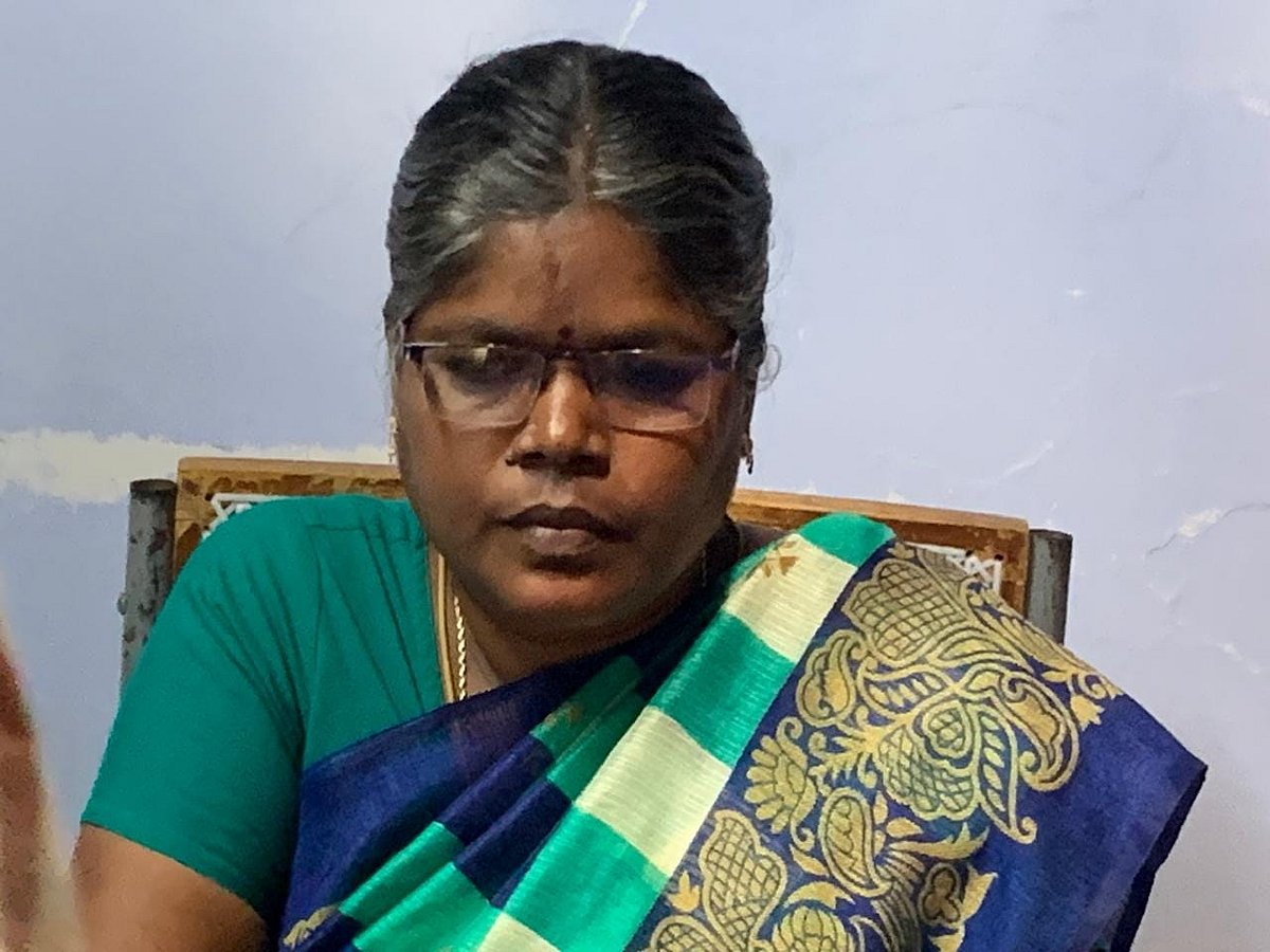 திருப்பூர்: `ரூ.2,000 கொடுத்தால் மின் இணைப்பு..! - லஞ்சம் கேட்ட அதிகாரி... சிக்கவைத்த விவசாயி!