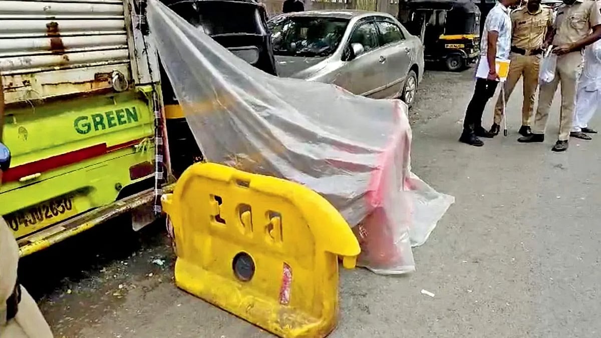 தாயிடம் குழந்தைகளை ஒப்படைக்க கோர்ட் உத்தரவு... மனைவியின் கழுத்தை அறுத்து கொலை செய்த கணவன்..!