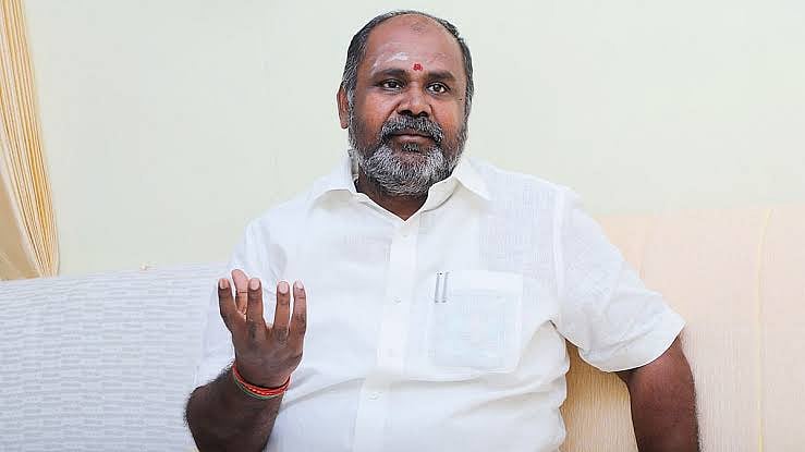 ``சுந்தரா டிராவல்ஸ் அல்ல; உங்கள் ஆட்சிக்கு முடிவு கட்டும் டிராவல்ஸ்.. - ஆர்.பி.உதயகுமார்