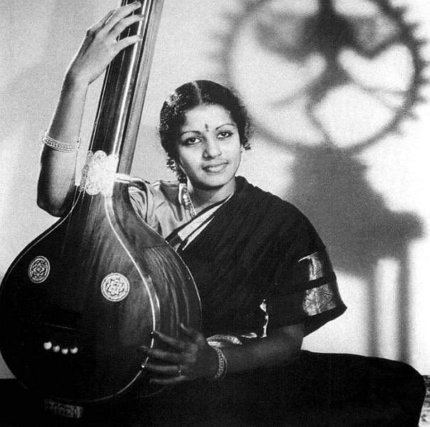 MS Subbulakshmi: இந்தக் குரல் ஏதோ செய்கிறது.. - ஐநாவுக்கு எம்.எஸ் செல்ல பாதையமைத்த லார்ட் ஹர்வுட்!