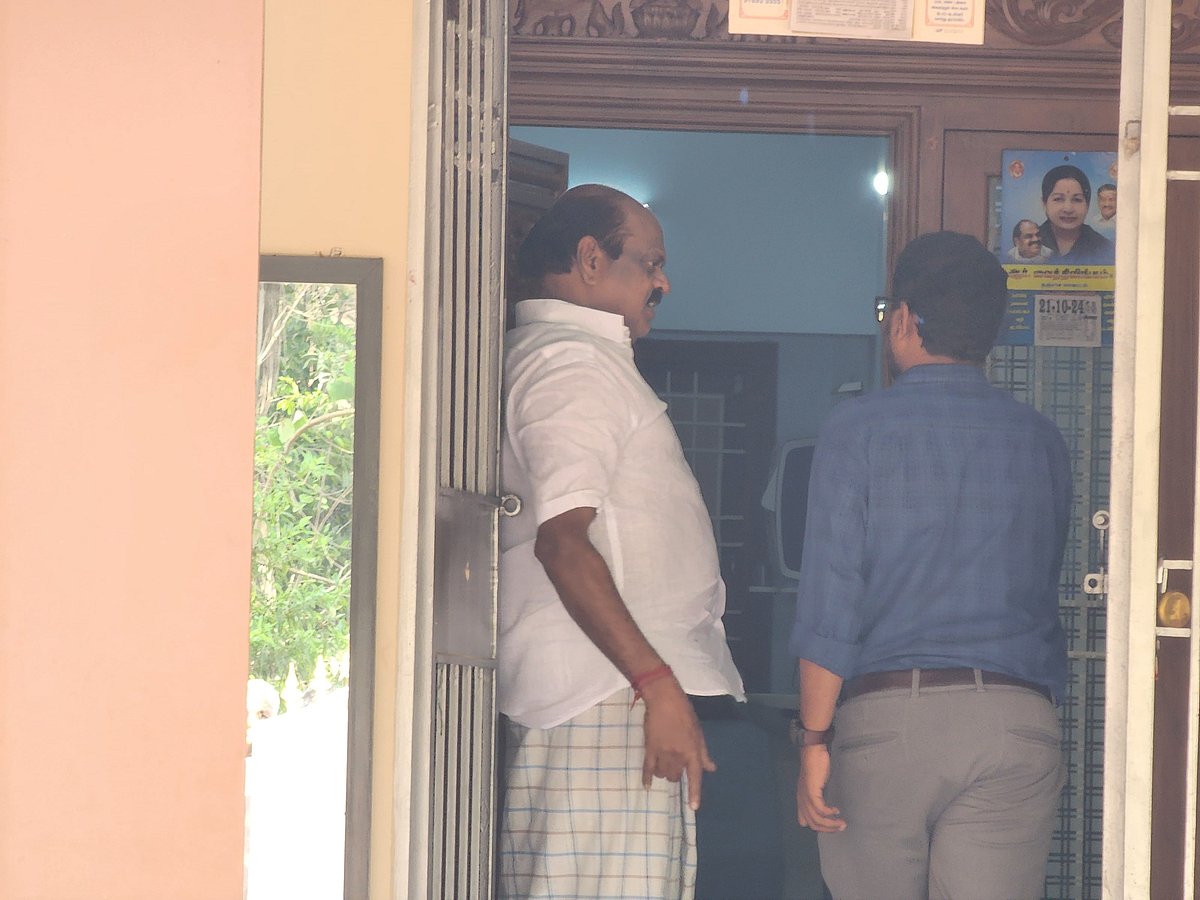 வைத்திலிங்கம்: 15 மணி நேர ED ரெய்டு; 7 மணிக்கு உள்ளே சென்ற பிரின்டர், லேப்டாப் - ஆவணங்கள் சிக்கியதா?