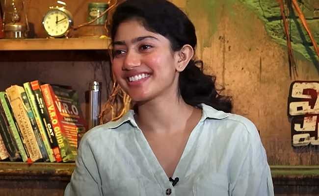 Amaran: பட ரிலீஸ் சமயத்தில் `Boycott Sai Pallavi ஹேஷ்டேக்; ட்ரெண்ட்டாக காரணமென்ன?