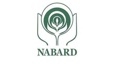 CAREER: டிகிரி படித்திருந்தால் போதும்; மத்திய வங்கி பணி - யார், எப்படி விண்ணப்பிக்கலாம்?