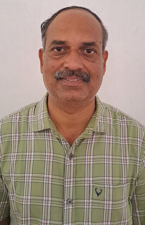 கோவை பேராசிரியரின் பாலியல் அத்துமீறல்... தோழிக்கு லொக்கேஷன் அனுப்பி, சமயோசிதமாக தப்பித்த இளம்பெண்!