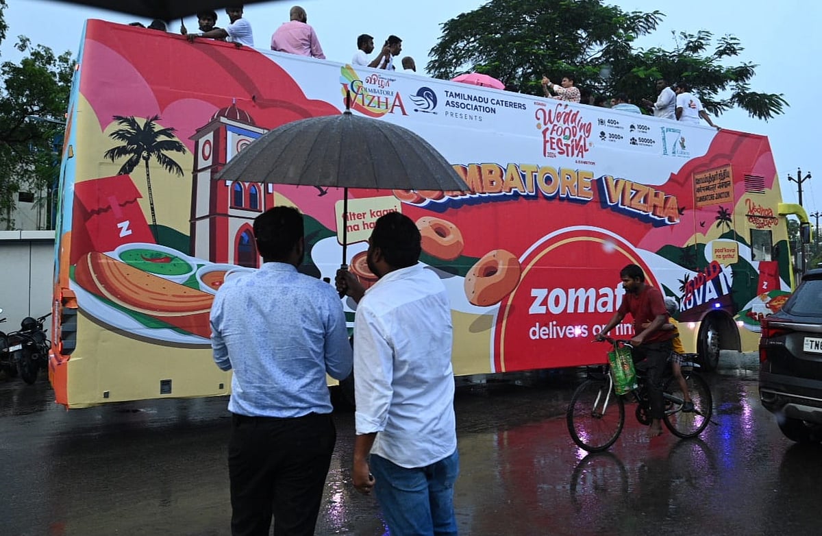 Coimbatore Vizha: இந்திய கிரிக்கெட் வீரர்கள் பயணித்த டபுள் டக்கர் பேருந்து; கோவை விழாவில் களமிறக்கம்