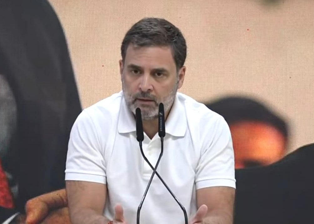 Adani : அதானியும் மோடியும் கூட்டு... அதானியை கைதுசெய்ய வேண்டும் - ராகுல் காந்தி கூறுவது என்ன?!