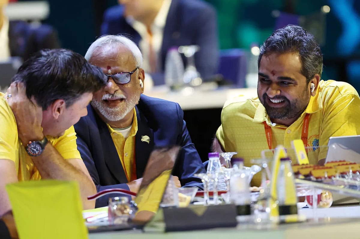 IPL Mega Auction: கம்பேக் அஷ்வின்; டாப் ஆர்டருக்கு திரிபாதி! - ஏலத்தில் சென்னை எப்படி செயல்பட்டது?