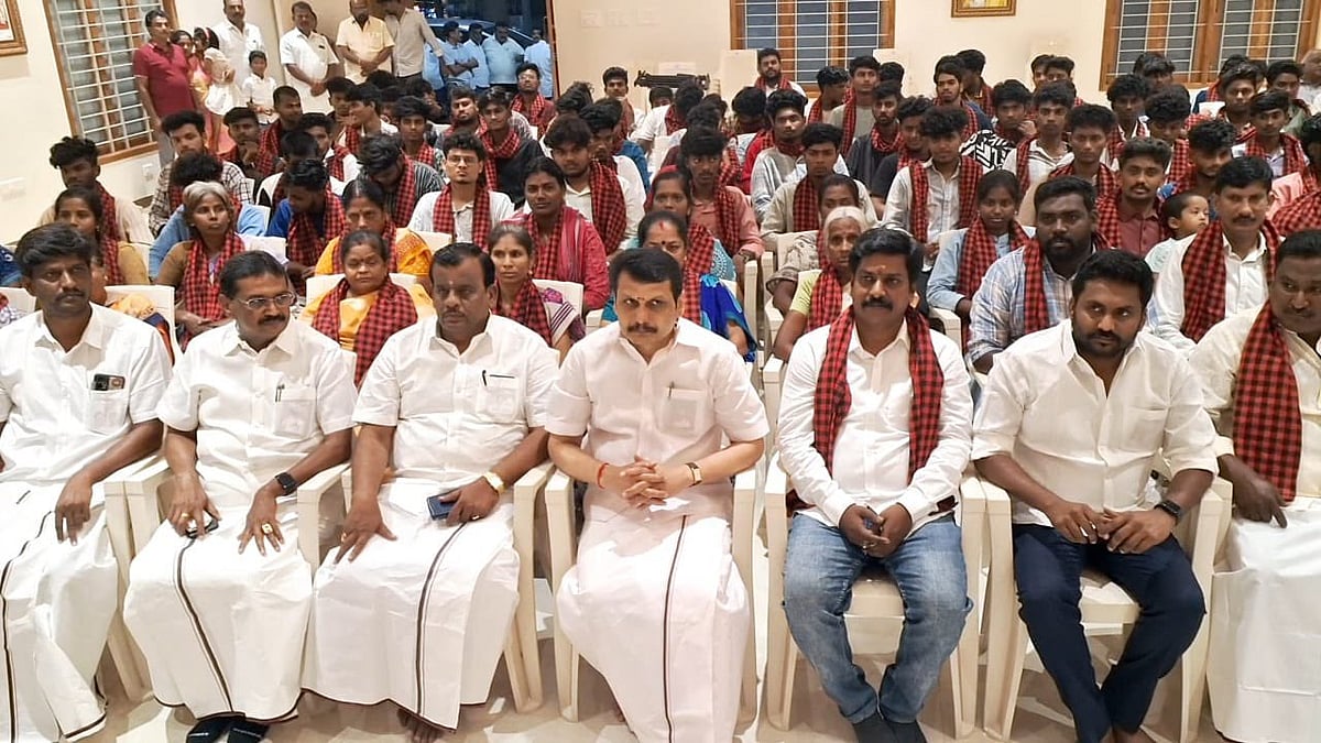 ராஜீவ் காந்தி `ஸ்கெட்ச்’ - செந்தில் பாலாஜி முன்னிலையில் திமுக-வில் இணைந்த கோவை நாதக-வினர்!