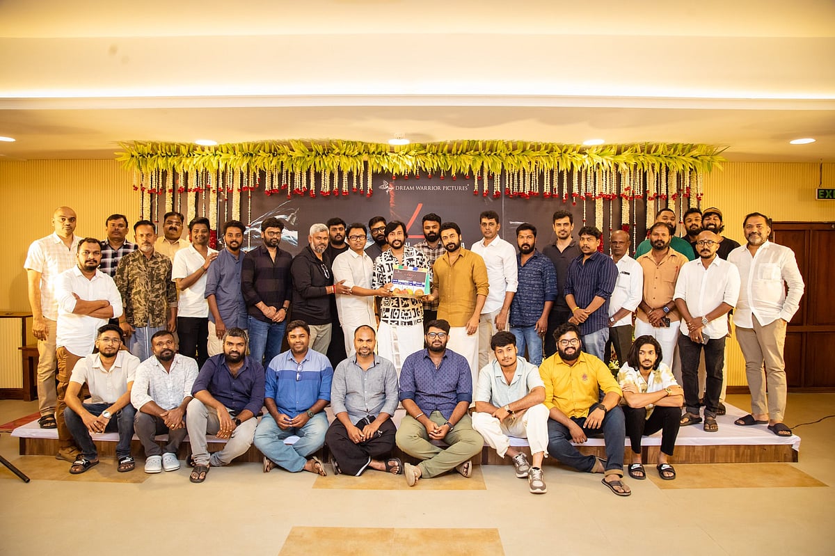 Suriya 45: RJ பாலாஜி இயக்கும் சூர்யா 45; மாசாணியம்மன் கோயிலில் படப் பூஜையுடன் தொடக்கம் | Photo Album