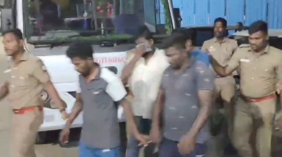 ரூ. 3,87,000 வழிப்பறி கொள்ளை; போலீஸில் பொய் புகார்... நாடகம்; நிறுவன ஊழியர் சிக்கியது எப்படி?