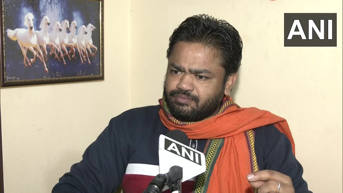 Ajmer Sharif: `அஜ்மீர் தர்காவில் சிவன் கோயில்? - இந்து சேனாவின் மனுவும் நீதிமன்ற உத்தரவும்!
