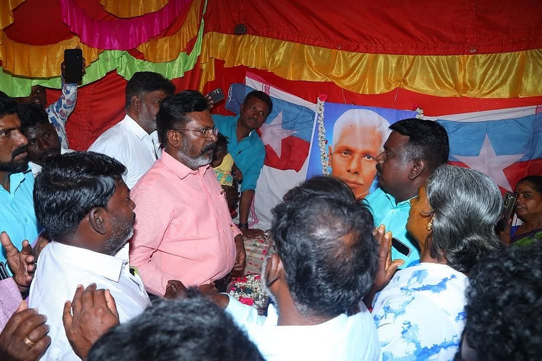 கொடி கம்ப விவகாரம்: `அதிகாரிகள் மீது தாக்குதல் - விசிகவினர் 21 பேர் மீது வழக்குப்பதிவு!