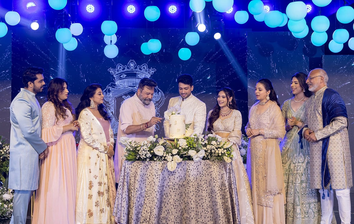 Kalidas Jayaram: ஸ்டாலின் முதல் தமிழிசை வரை... காளிதாஸ் - தாரிணி திருமண வரவேற்பு | Photo Album