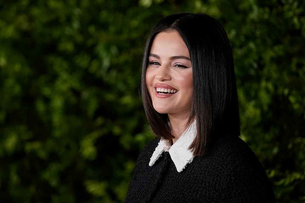 Selena Gomez : இன்ஸ்டாவில் 423 மில்லியன் பாலாவேர்ஸ்... காதலரைக் கரம்பிடிக்கும் பாடகி செலினா!