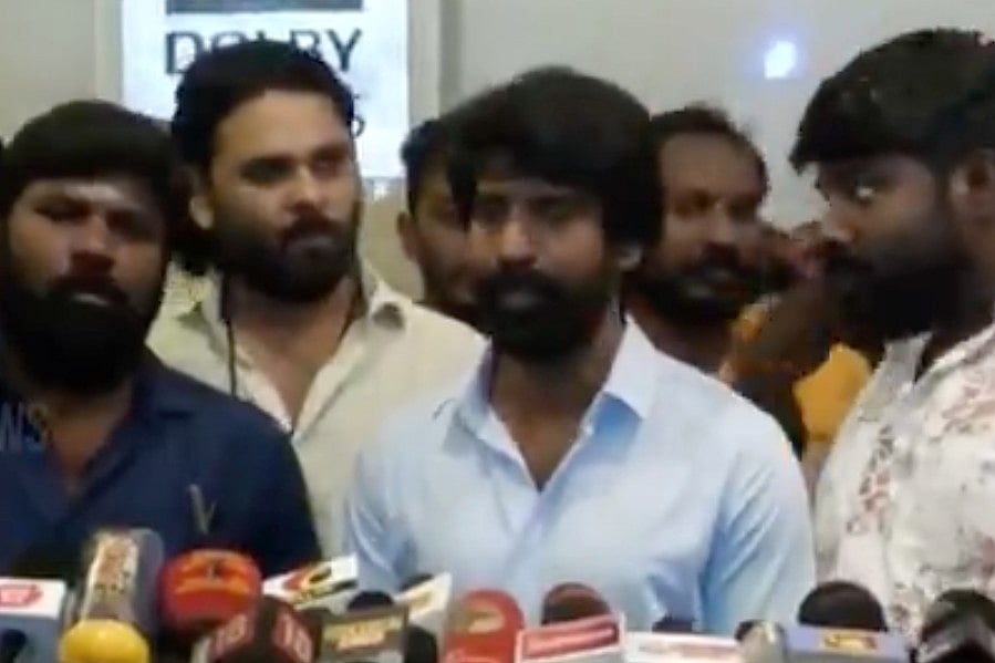 Viduthalai 2: மக்கள் தெரிஞ்சுக்க வேண்டிய அரசியல் இது... - விடுதலை 2 குறித்து நடிகர் சூரி