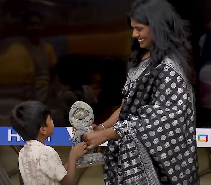 BB Tamil 8: `ஏன்னா நீ என் அம்மா! - மகனின் வார்த்தைகளால் நெகிழ்ந்த மஞ்சரி