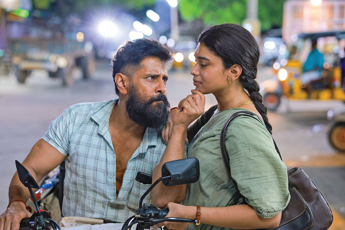 Veera Dheera Sooran: `என் தந்தை   திரையரங்கிற்குச் சென்று... - மன்னிப்புக் கேட்ட இயக்குநர்