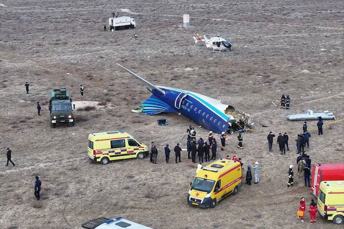 Plane crash - Live Updates: விபத்துக்குள்ளான அஜர்பைஜான் விமானம்... 42 பேர் பலி; புதின் இரங்கல்