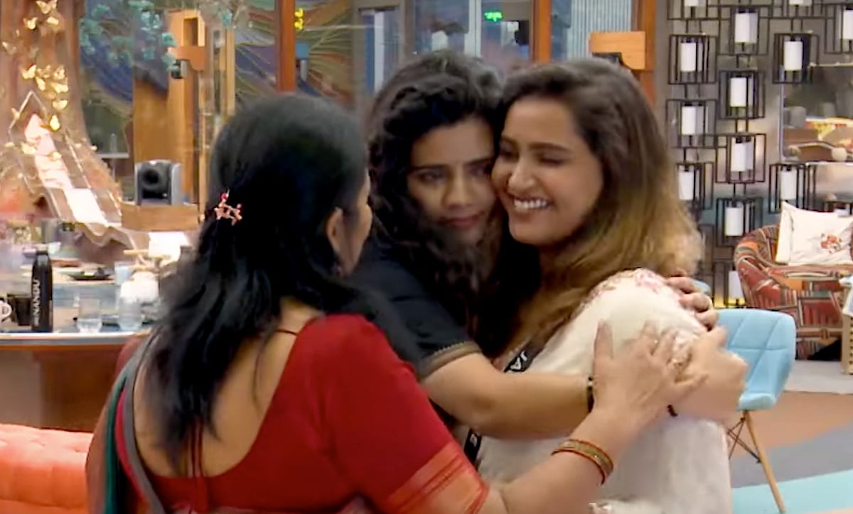 BB Tamil 8: பின்னாடி பேசக்கூடாது... - சவுந்தர்யாவின் பெற்றோர் சொன்ன அறிவுரை