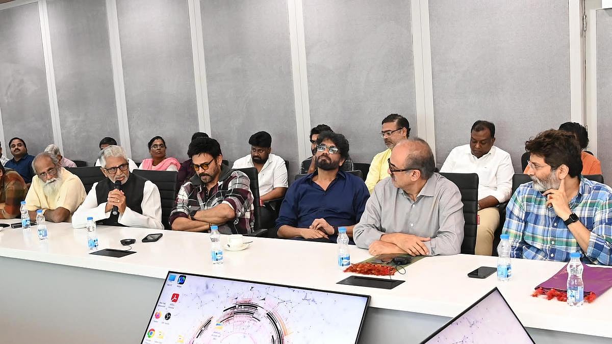 Pushpa 2: `ரசிகர்களைக் கட்டுப்படுத்துவது பிரபலங்களின் பொறுப்பு -தெலுங்கானா முதல்வர் ரேவந்த் ரெட்டி